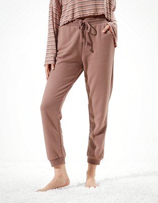 AE Fleece Slim Boyfriend Jogger | American Eagle Outfitters (US & CA)