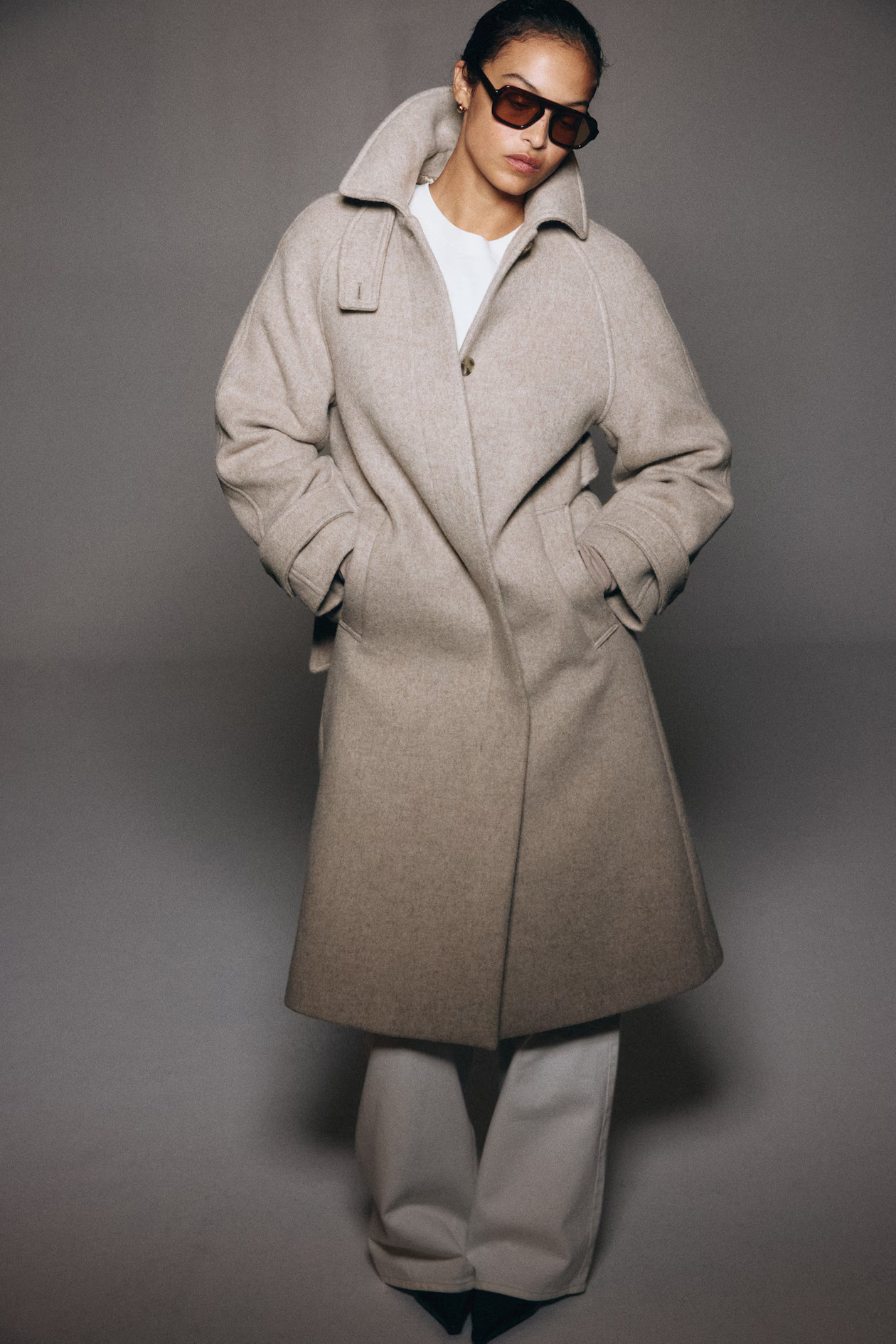 Oversized wool-blend coat | H&M (UK, MY, IN, SG, PH, TW, HK)