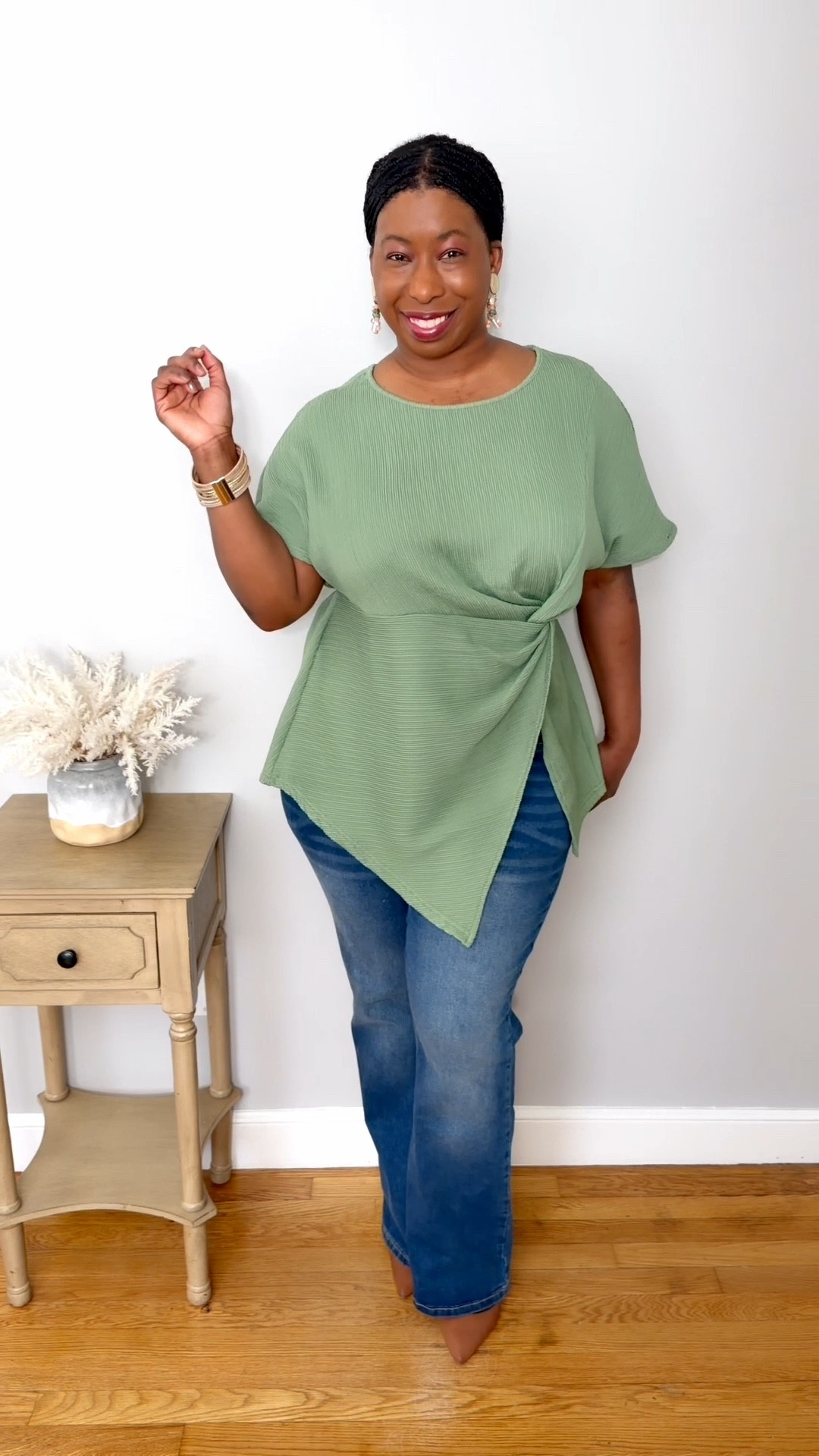 This chic top adds sophistication to your look. Pairs well with jeans, dress pants, or a skirt. So chic!

Code: BLOOMCHICKOL for 15% off

#LTKMidsize #LTKPlusSize #LTKootd