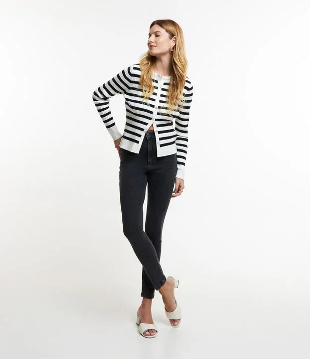 Calça Skinny em Jeans com Cintura Alta Preto | Renner (BR)