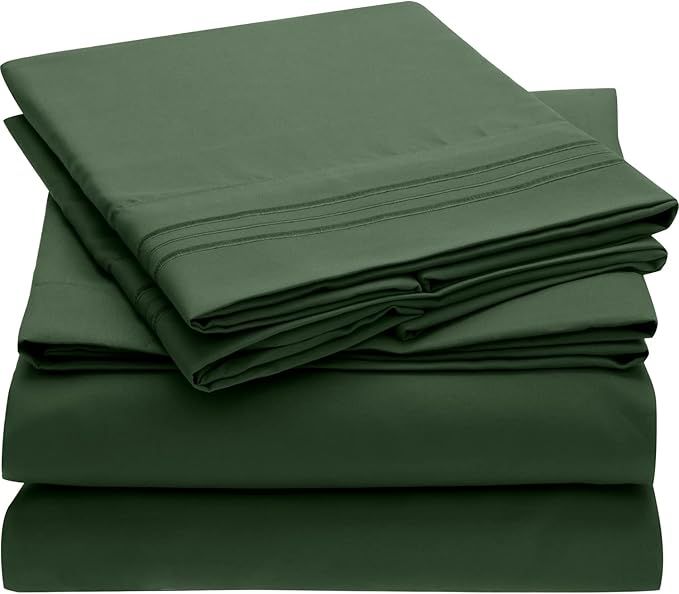 Mellanni Green Sheets King Size - Hotel Luxury 1800 Bedding Sheets & Pillowcases - Extra Soft Coo... | Amazon (US)