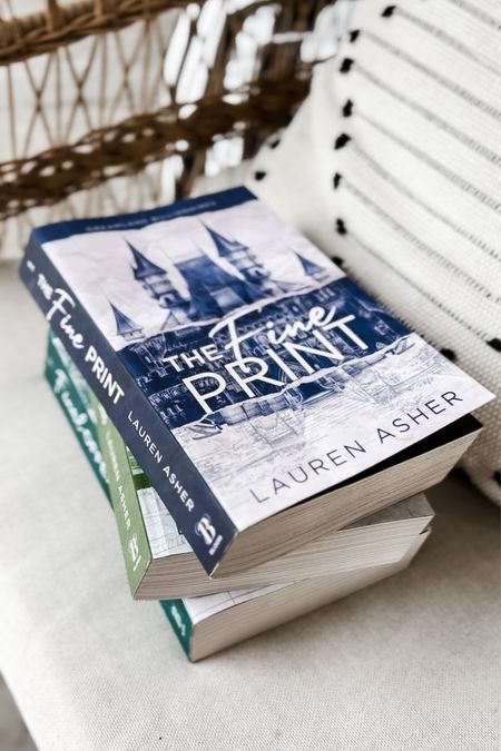 Loving this new series! 🌶️ ❤️ #book #booktok

#LTKunder50 #LTKhome