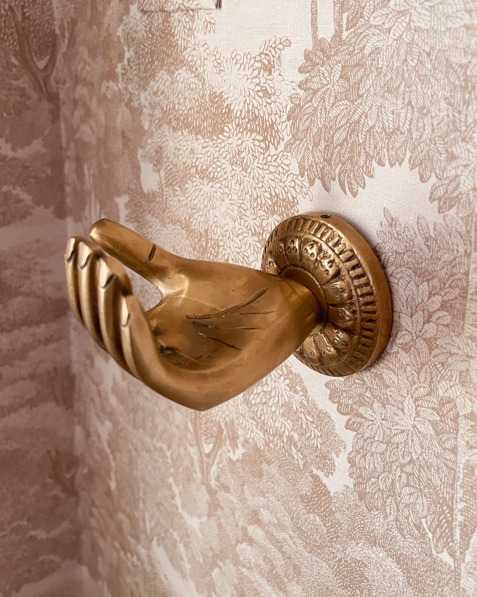 Hand hook. 

#LTKfindsunder50 #LTKhome