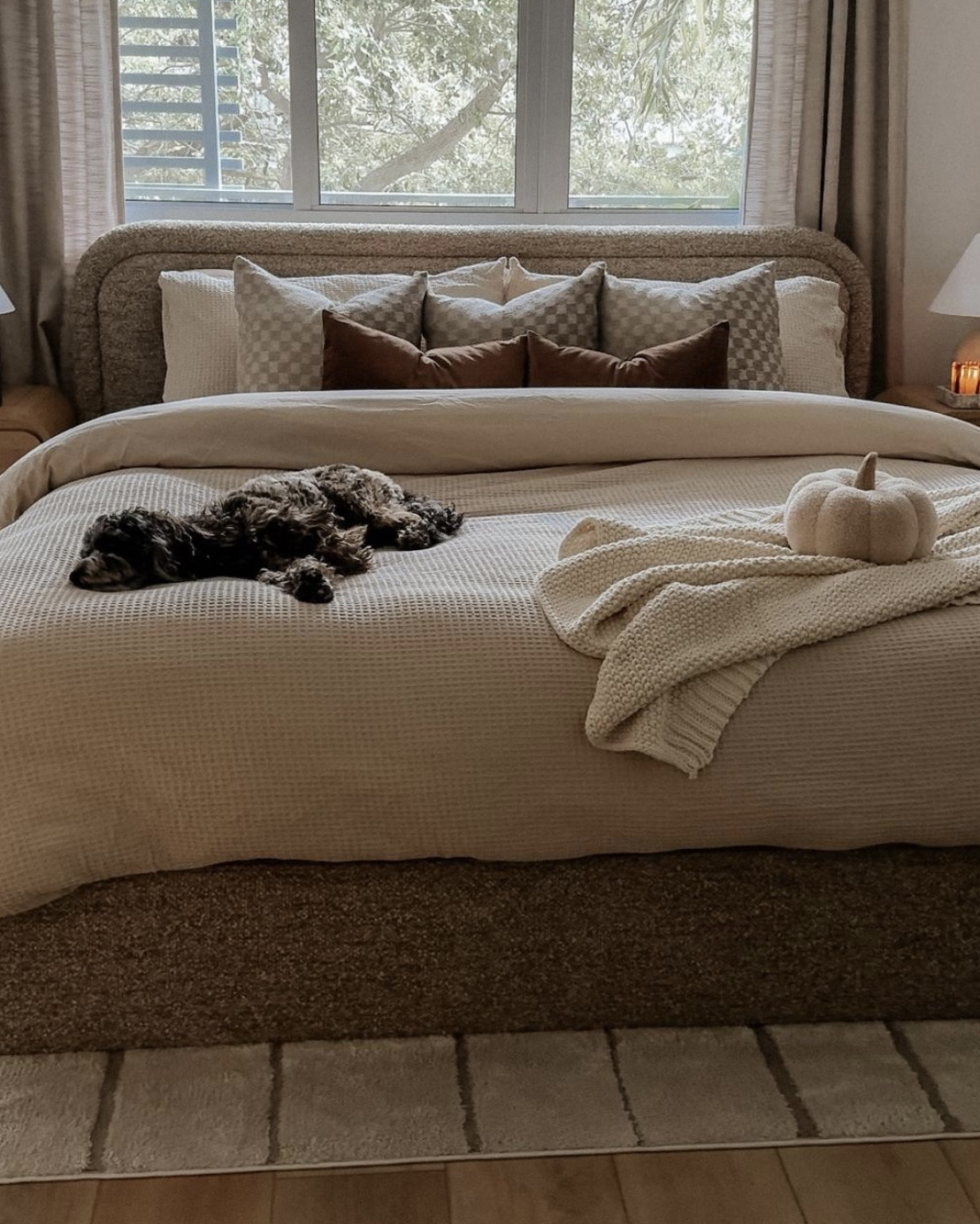 Fall Bedroom Inspo 🤎 Cozy and elevated. Layered textures + warm tones = the perfect fall bed reset with @onequince 🍂

🍁 100% Organic Bamboo Sheets in Walnut
🕯️ Organic Luxe Honeycomb Duvet in Sand
☁️ Cotton Fisherman Throw in Natural
🧸 Silk Cashmere Checkered Pillow Covers
🍂 Classic Cotton Velvet Pillow Covers in Chestnut

All the layers your autumn heart could want - soft, timeless, and made for slow, cozy mornings. 🤎☕️#LTKStyleTip