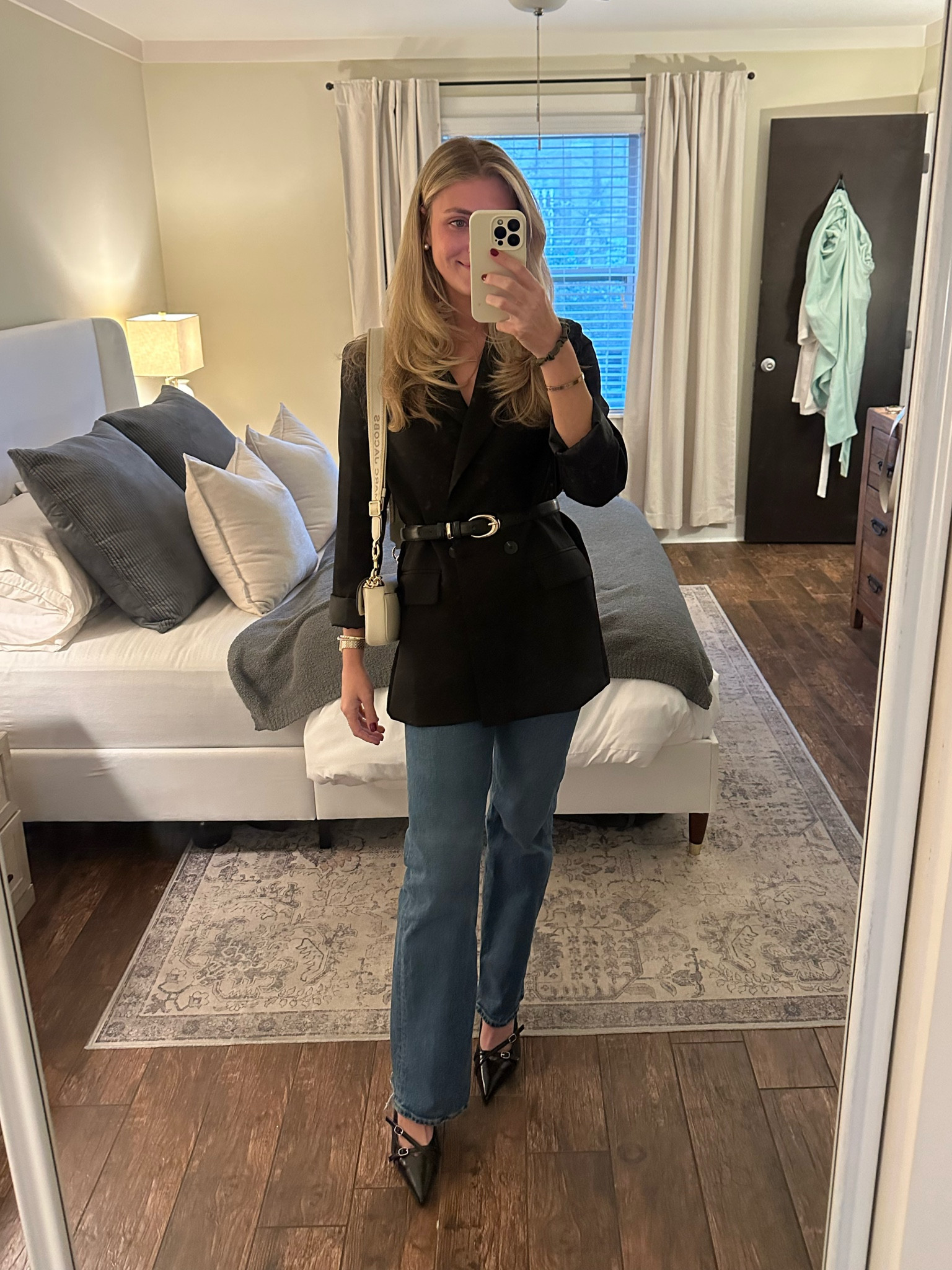 Friday night fit! 

#LTKStyleTip #LTKFindsUnder50 #LTKSpringSale