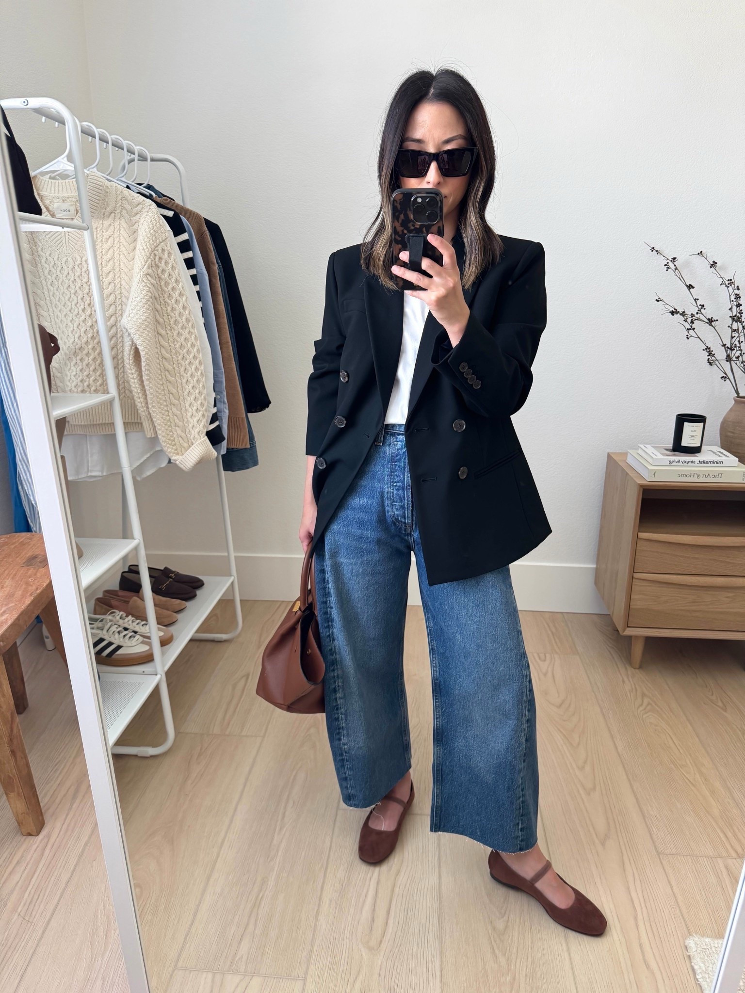 I have these AGOLDE curve jeans in 2 washes. I love these! I size up for extra room in the waist. Cut hems

J.Crew blazer petite 4
Everlane tee medium
AGOLDE jeans 25. Cut hems
Madewell flats 5
DeMellier bag
YSL Sunglasses

Jeans, petite style, spring fashion 

#LTKPetite #LTKItBag #LTKStyleTip