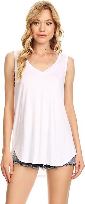 Alexander + David Womens Casual Loose Knit V-Neck Tank Top with Uneven Hem Hi-Lo Bottom | Amazon (US)