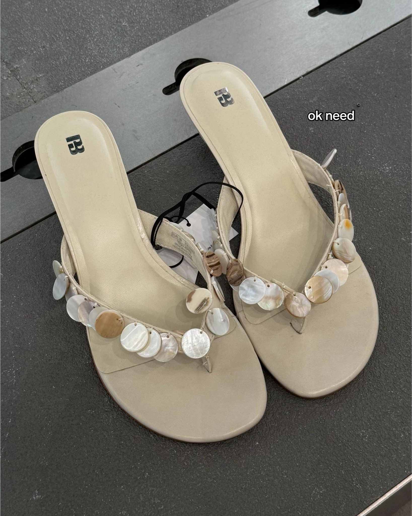 Pull&Bear Sandalen 

#LTKspring #LTKshoes #LTKsummer