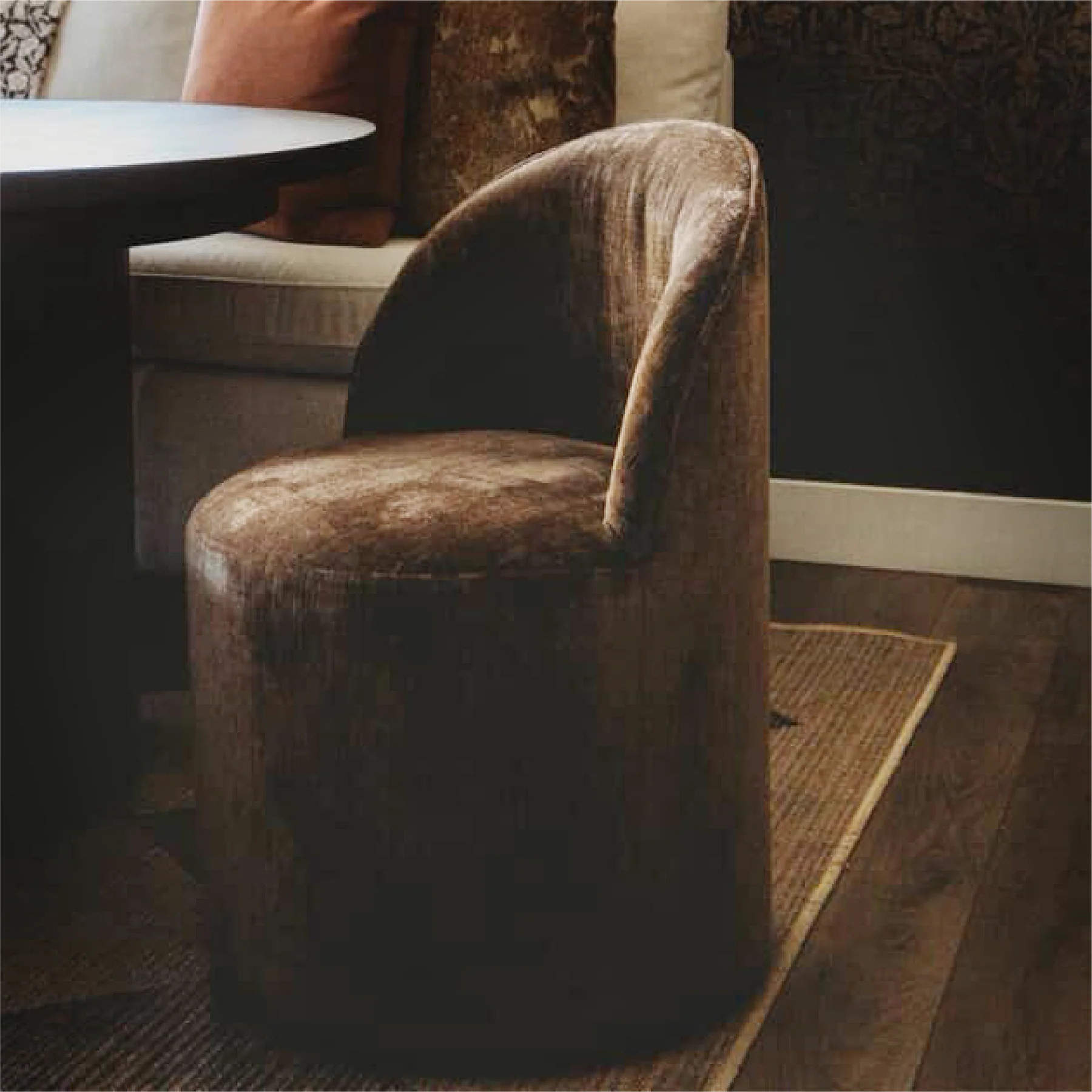 Doris Rolling Upholstered Dining Chair With Castors (Set of 4) | Pop Maison