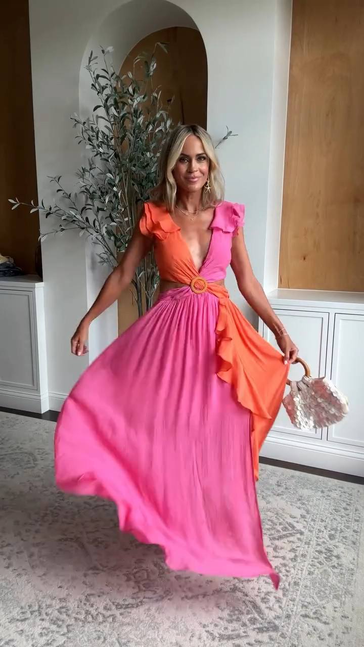 Resortwear outfits for your next beach vacation! Matching sets, gorgeous maxi dresses, and flowy jumpsuits 😍 

#vacationoutfitideas #beachoutfits

#LTKgrwm #LTKootd #LTKTravel