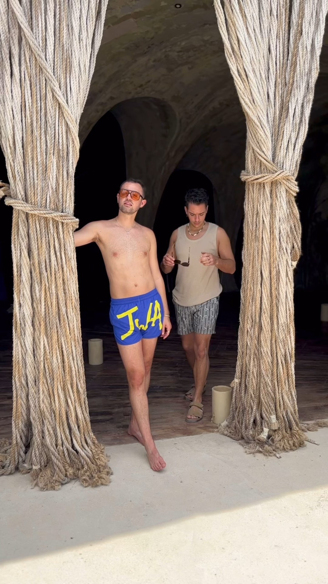 #EGPartner ATTN SALE LOVERS! @expedia is launching flash deals on 11/28, 12/1, and 12/2 while supplies last!! That means you can save BIG on that dream trip you’ve been wanting to book! #ad #paidlink

Limited availability, while supplies last. See site on 11/28, 12/1, and 12/2 for details.
