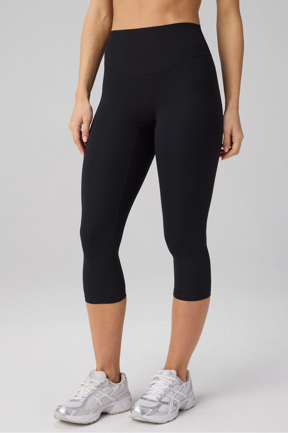 The No-Seam PureLuxe TLC High-Waisted Capri 19" | Fabletics