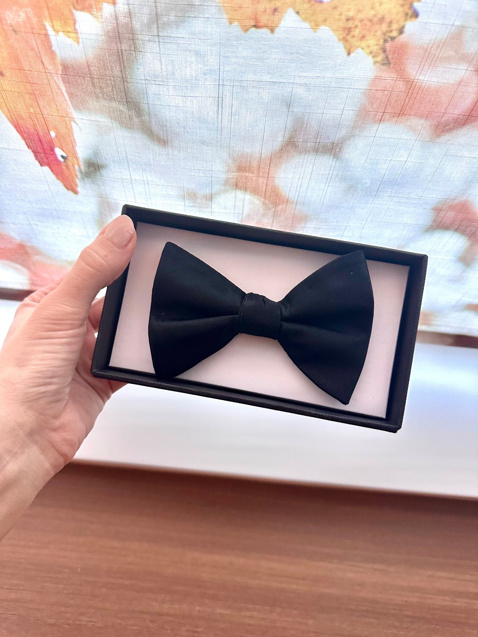 The best pre fired bow tie Sean has had. He reaches for this one more often than any other. 

Means wedding guest look | bow tie | black tie wedding | black tie wedding guest look 

#LTKParties #LTKWedding #LTKMens