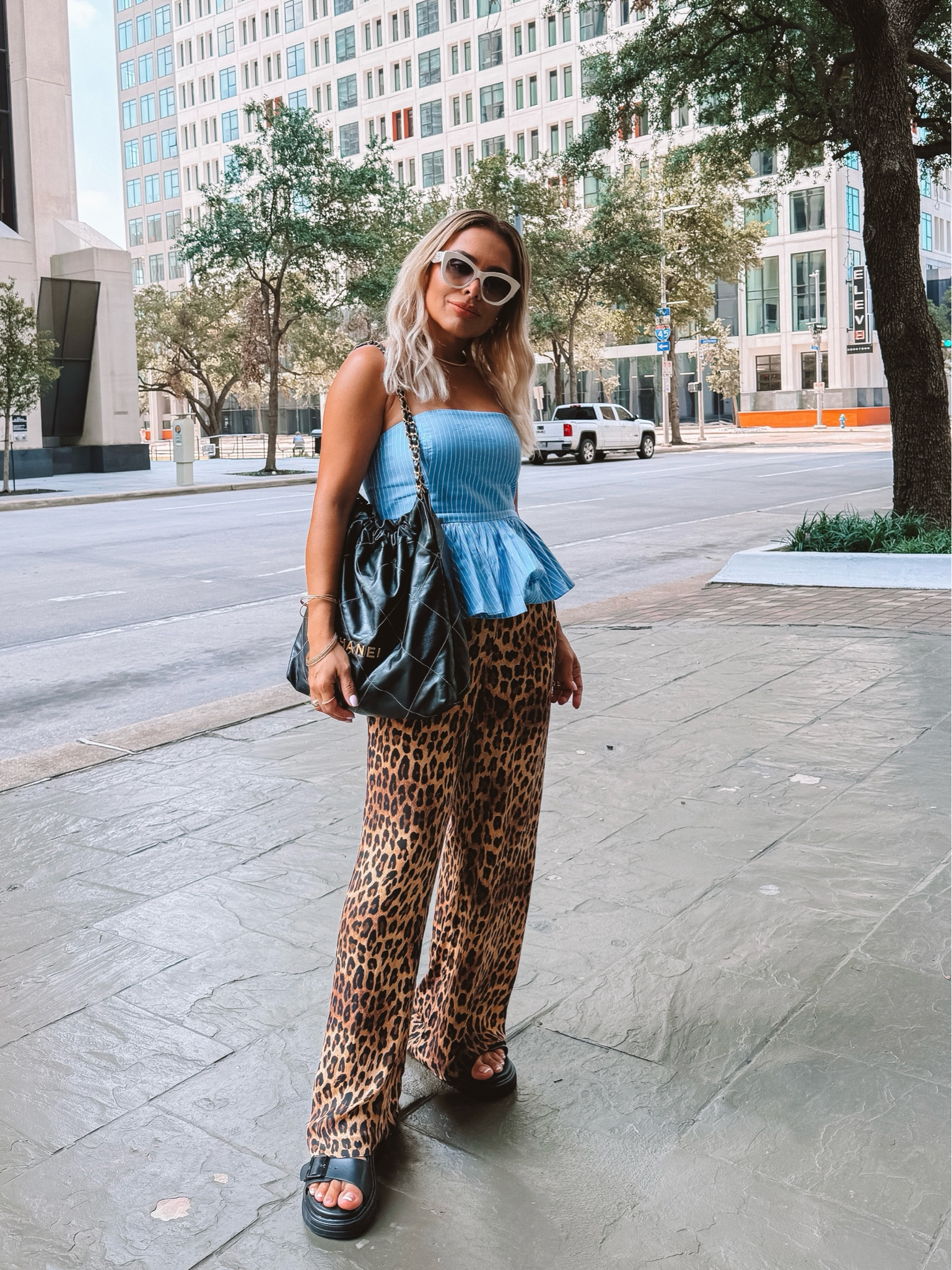 Now that we have at least one bottom in this print, here are few strapless top options to restyle them. Check the flat lay in my insta to see the bags and shoes I suggest for a personal touch .

#LTKSeasonal #LTKSaleAlert #LTKStyleTip