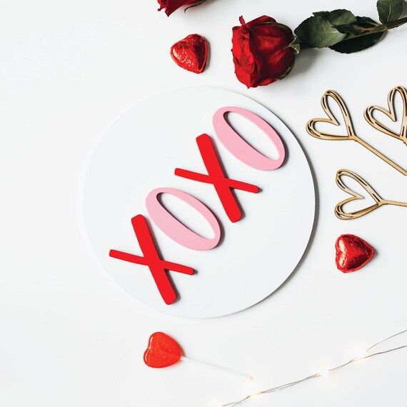 8 or 12 XOXO Round Wood 3D Valentine's Sign | Etsy | Etsy (US)