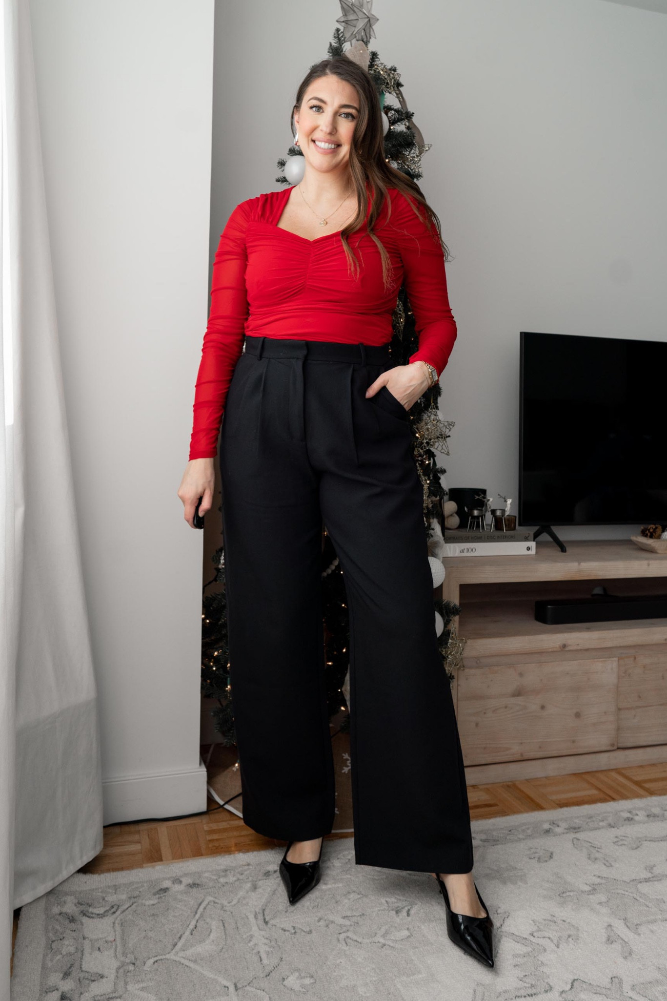 Amazon date night outfit idea 


Trousers | size 10 fashion | size 10 | Tall girl outfit | tall girl fashion | midsize fashion size 10 | midsize | tall fashion | tall women | date night outfit 

#LTKSeasonal #LTKmidsize #LTKfindsunder50