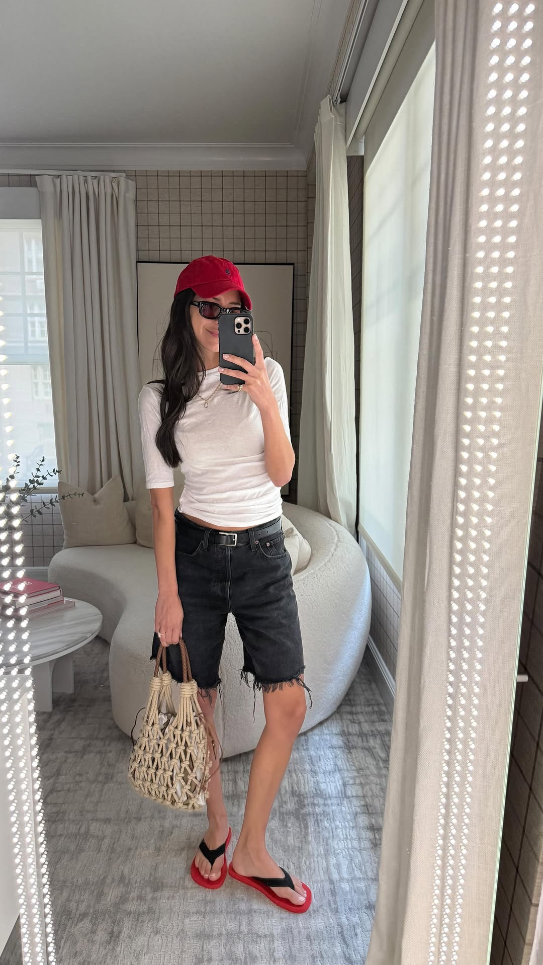 Red, white and black OOTD 🖤❤️🤍 Top is old Zara but linked similar! 

 