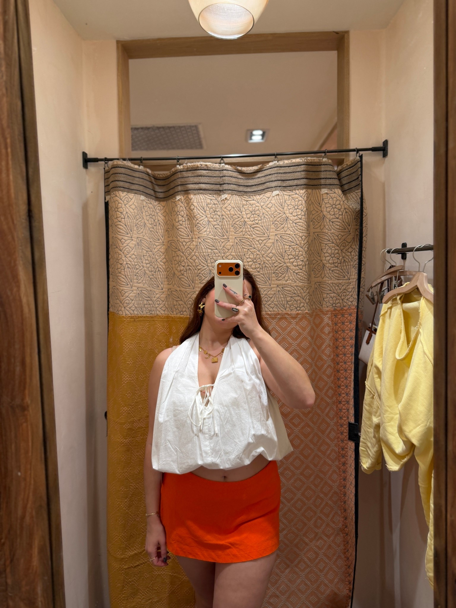 White bubble top free people
Mini skort mid risee

#LTKFestival #LTKMidsize #LTKSeasonal