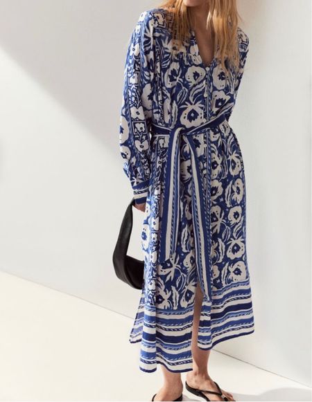 Blue and white patterned kaftan dress 

#LTKstyletip #LTKSeasonal #LTKfindsunder50