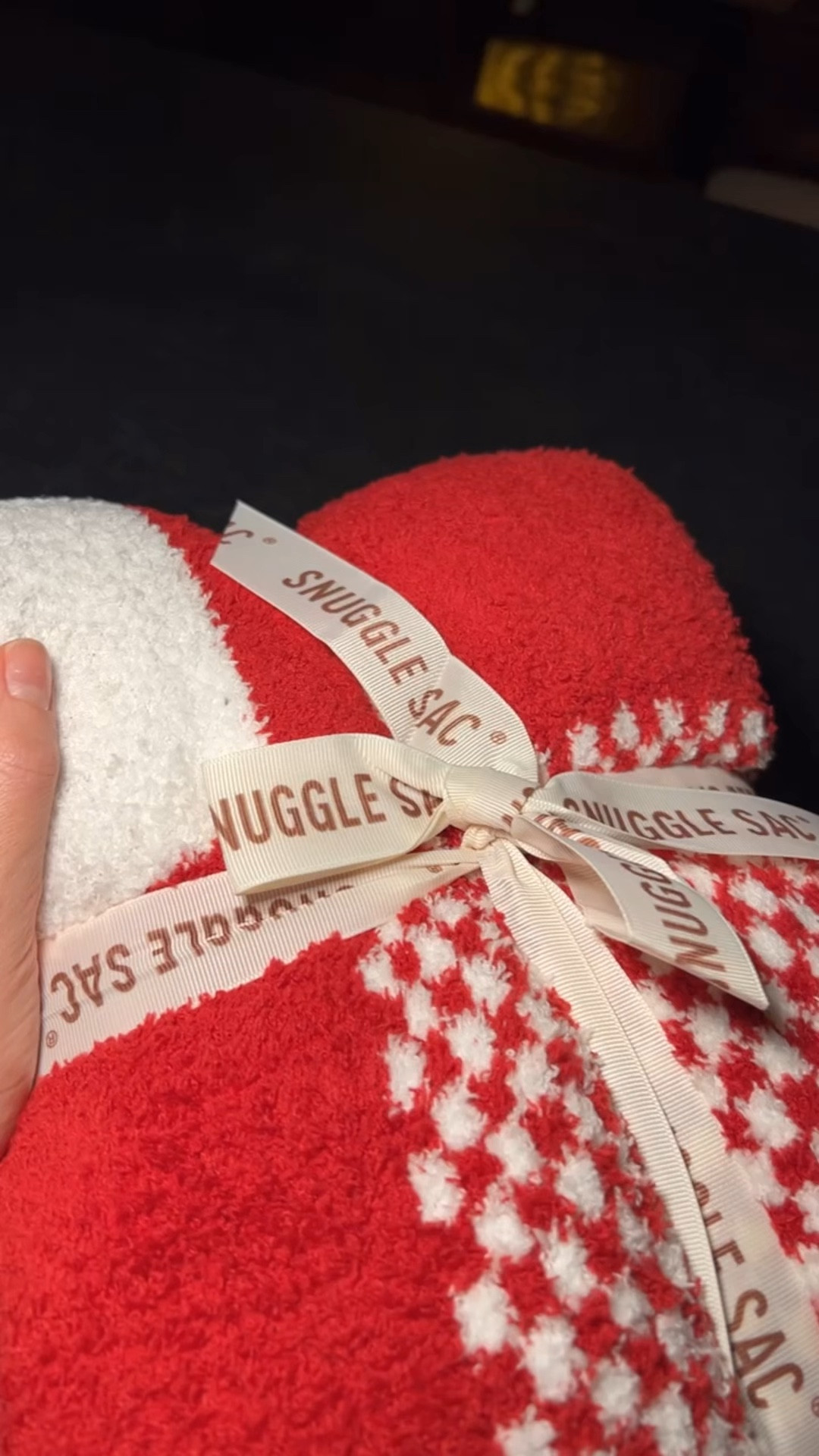 This is a Barefoot Dreams DOOP!! Soooo good! I got the 60”-80”😍 soo soft! Would make such a great Christmas gift!🎄🤍

#LTKHoliday #LTKCyberWeek #LTKGiftGuide