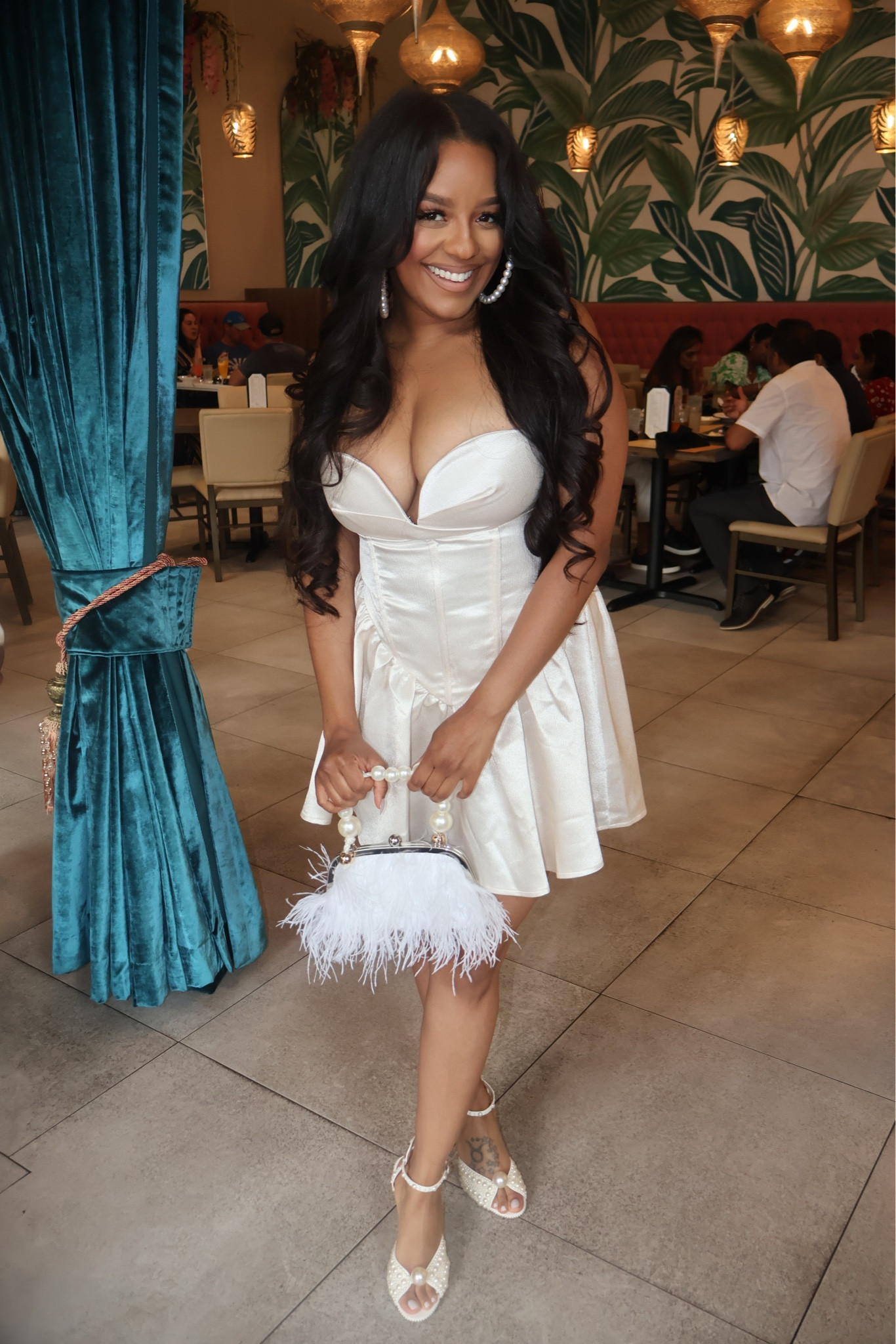 Pearls for the girls! 

#pearlaccessories #pearldress #allwhitelook

#LTKStyleTip