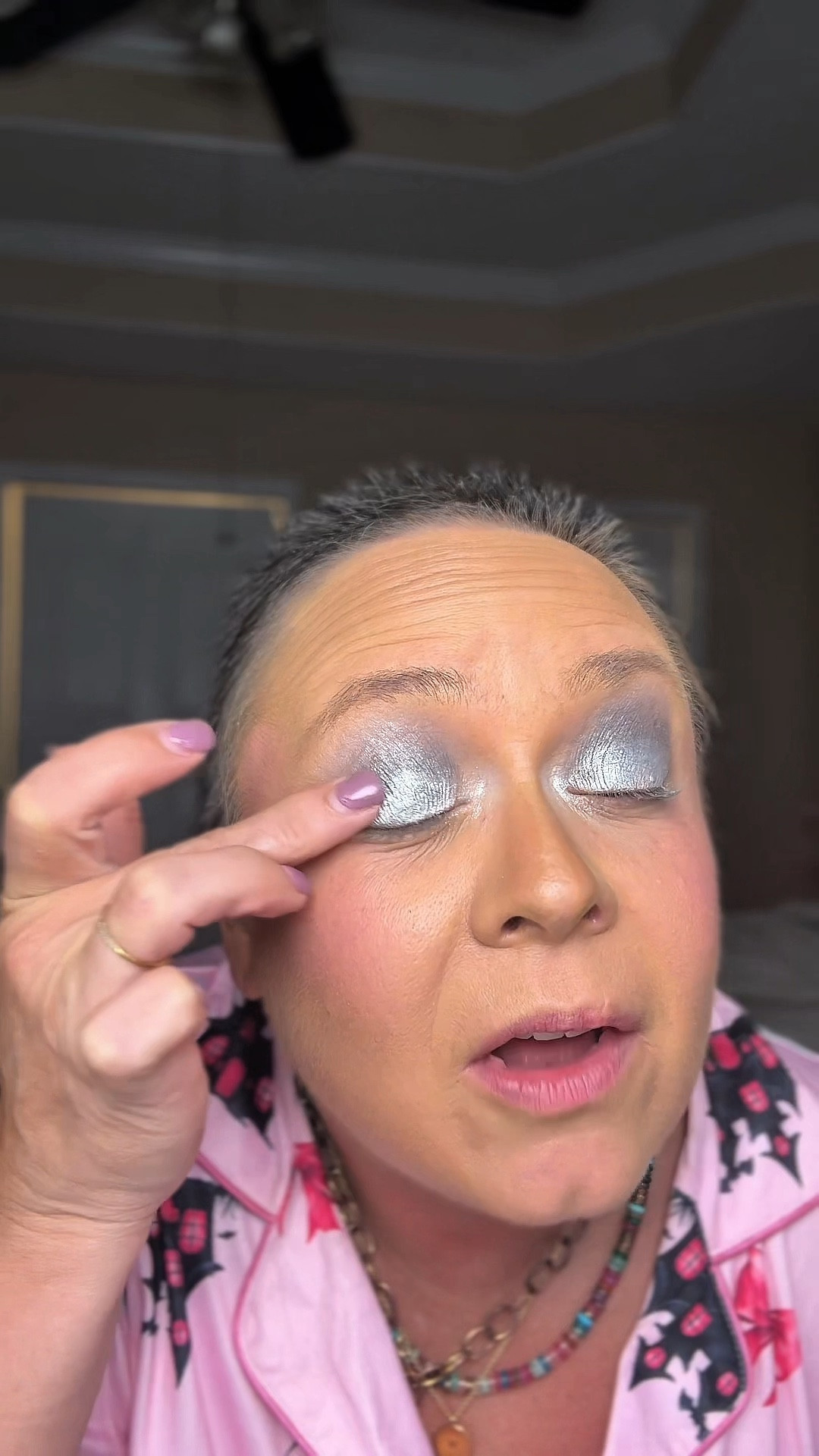 This is a really useful palette! All great colors! I especially love the shiny ones, lol!

#LTKBeauty #LTKOver40 #LTKFindsUnder50