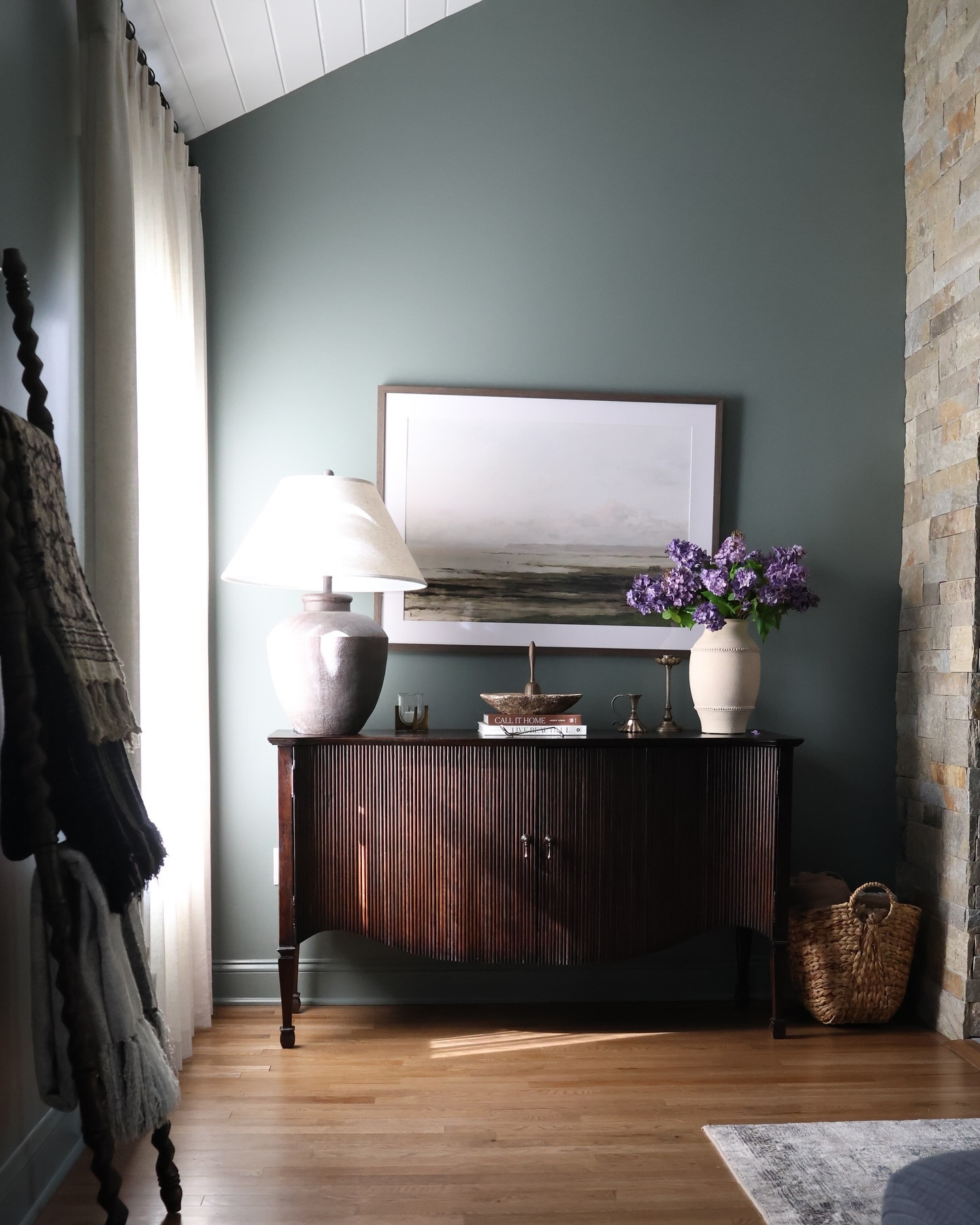 Friday stills 📸 of my favorites at home this week

FOLLOW @colettemarieinteriors for more home inspo🤎

↑ SHOP my LTK account 🔗 in bio
___________________________________________

Interior Styling | Home Decorating | Transitional Design | Mixing Design Styles | Timeless Interiors | Peaceful Home | Cozy and Charming | Adding Character | Collected and Vintage Decor | European Antiques