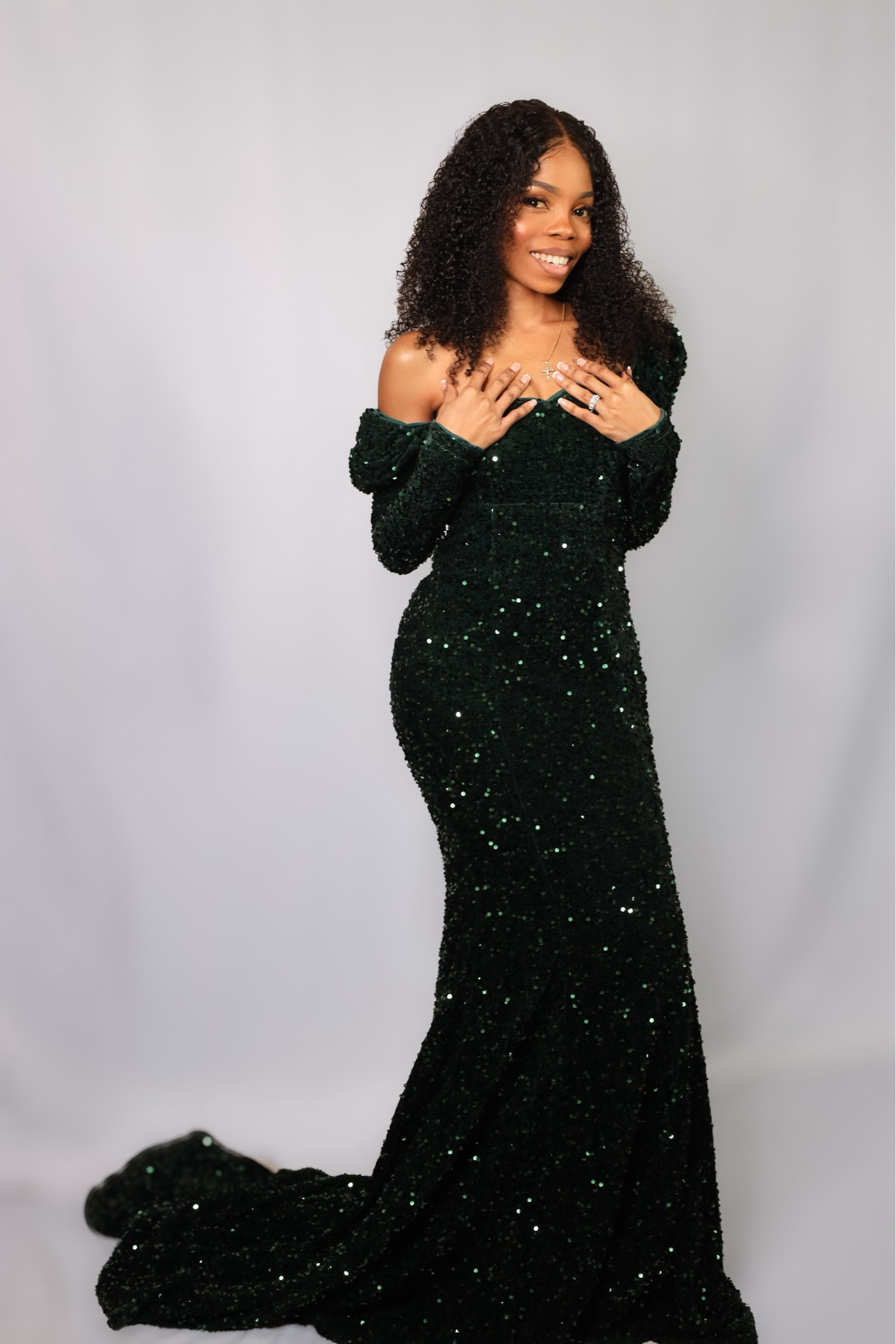 Sequin Dress

Wore this for my birthday shoot and I love the quality of the dress.

#LTKparties #LTKstyletip #LTKbeauty
