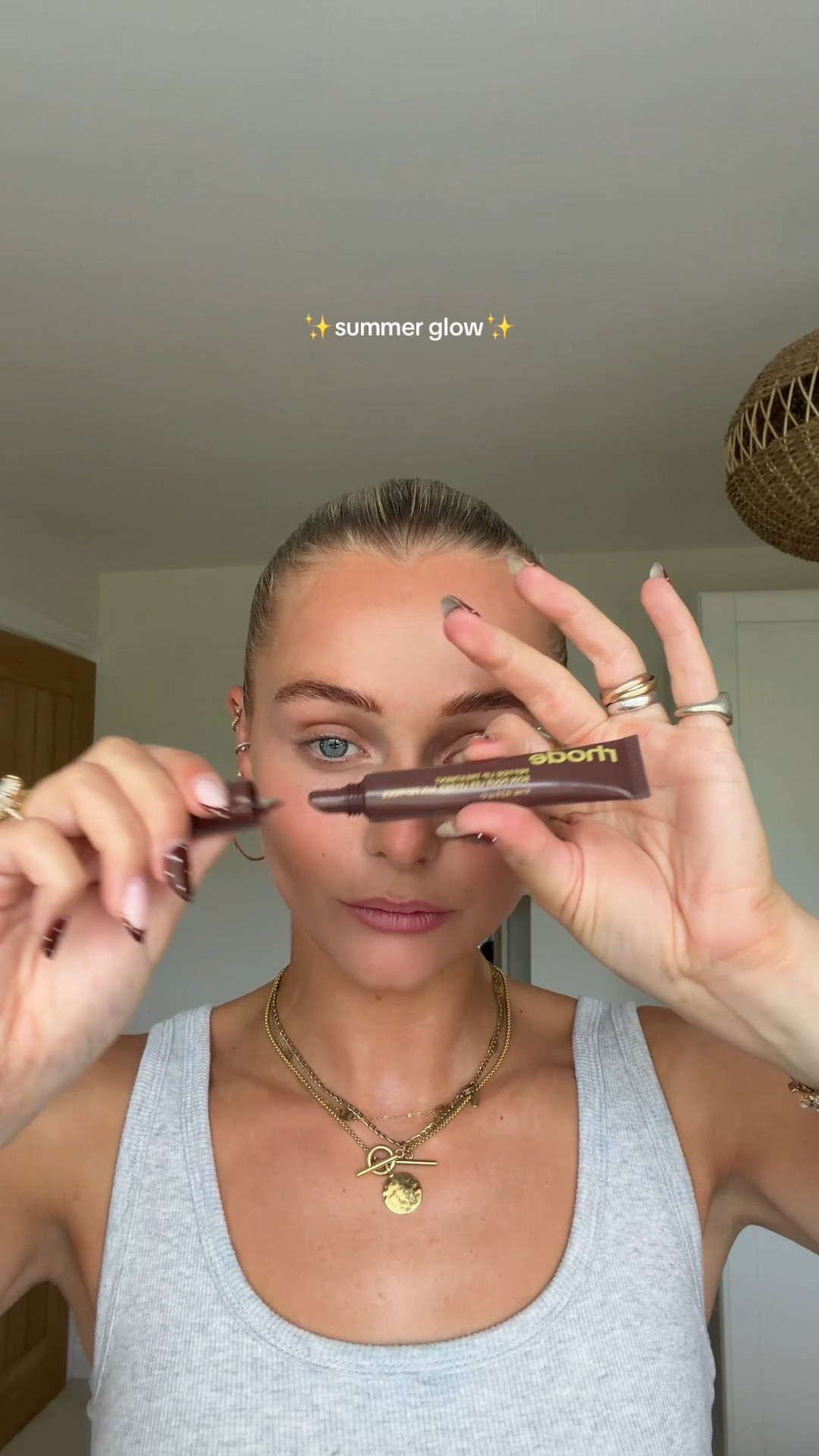 my very easy summer make up routine in under 10 mins! a super natural, glowy look & when I tell you you all need this rhode highlighting milk… I mean it !!!

#LTKsummer #LTKbeauty