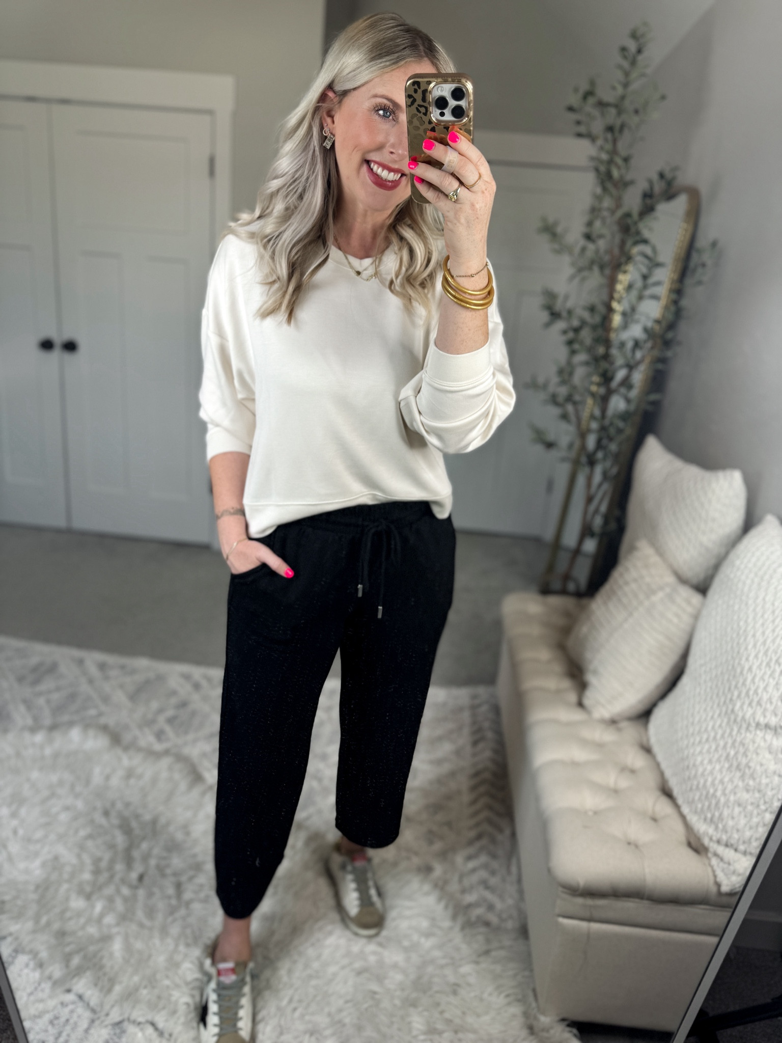 Daily try on, Walmart outfit, Walmart fashion, Walmart try on, scubaknit, scuba material

Medium 

#LTKActive #LTKFindsUnder50