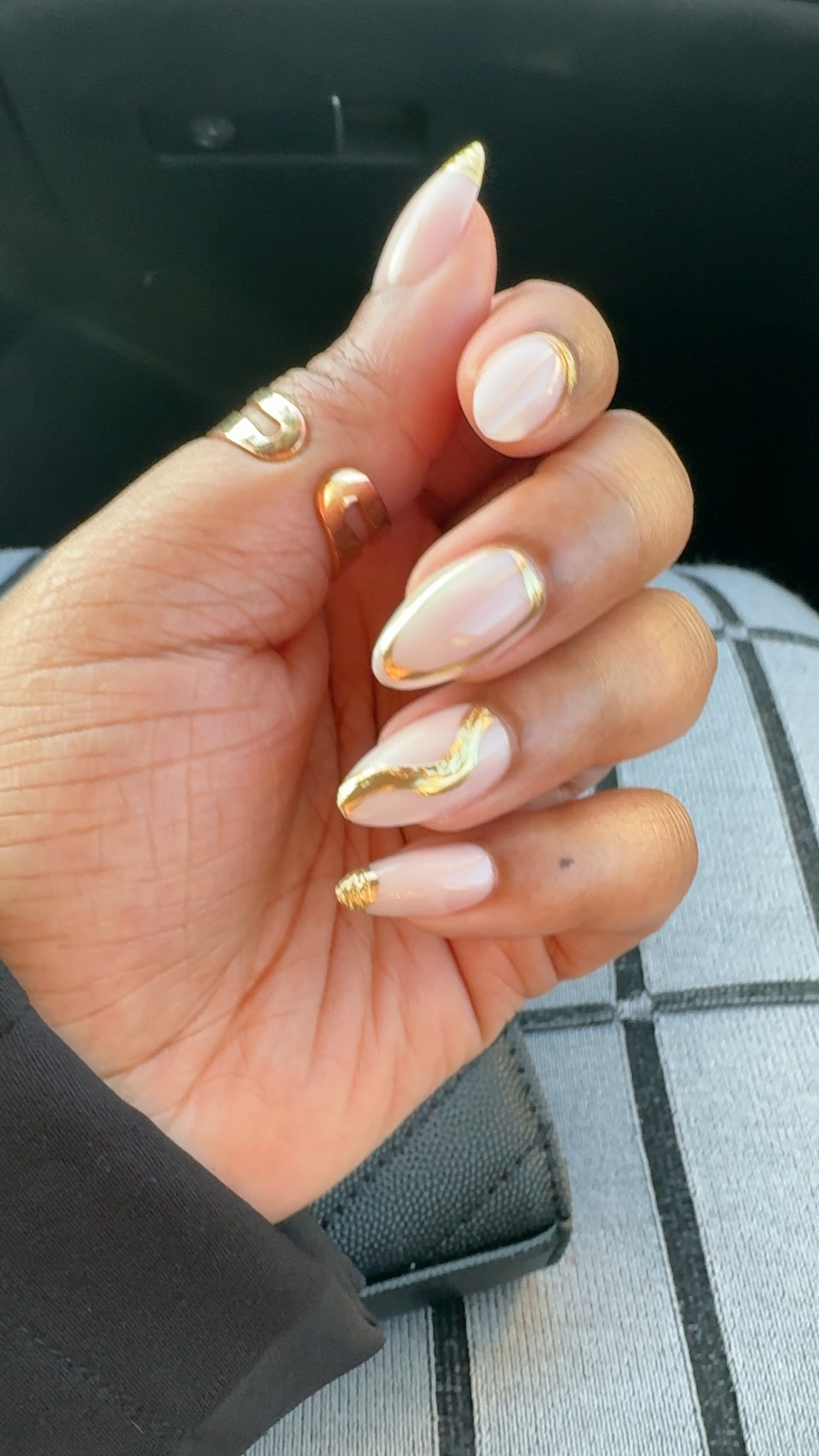 My current Press on set! 

How beautiful are these nude and gold accent nails from Glamnetic! 

Linked below!  

#LTKbeauty #LTKfindsunder50 #LTKstyletip