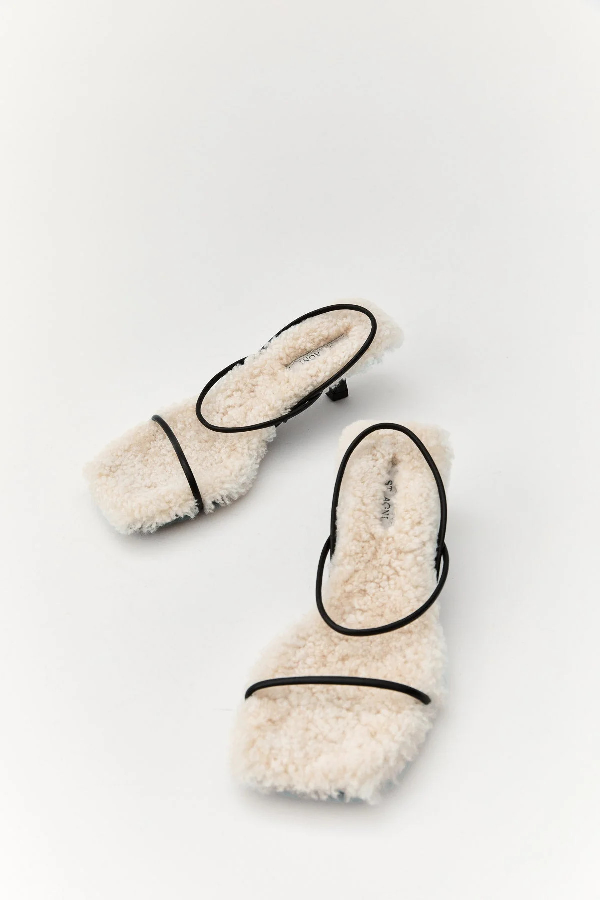 Shearling Kitten Heel - Black | St. Agni