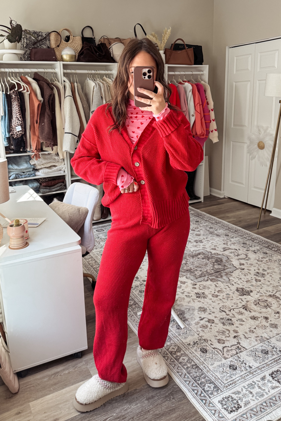 Comfy valentines outfit idea