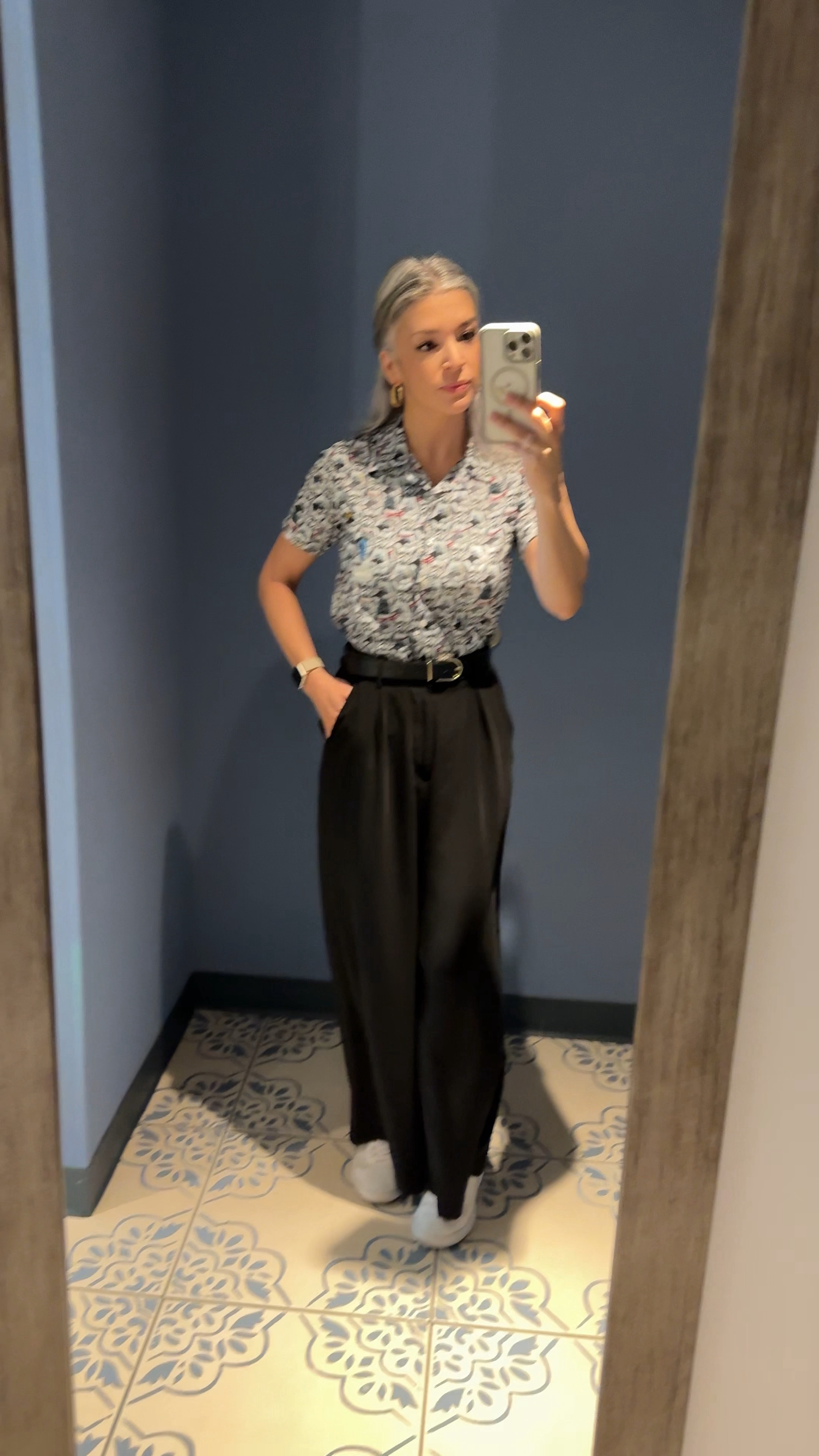 Subtly dressing in my favorite fandom - Star Wars - for work

Shirt from RSVLTS

#LTKfindsunder100 #LTKfindsunder50 #LTKworkwear