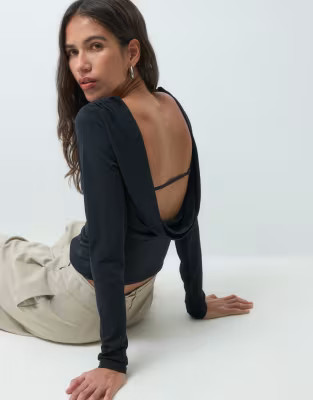 Abercrombie & Fitch slinky draped neck detail top in black | ASOS (Global)