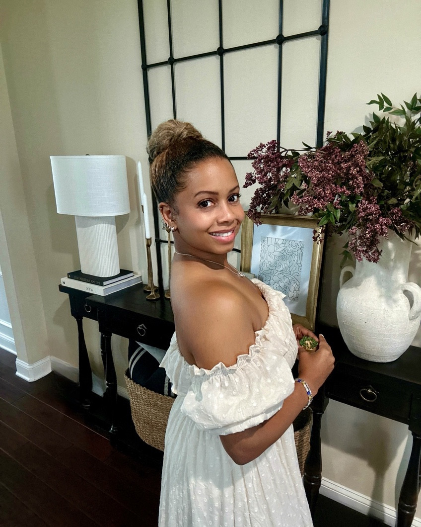 This flattering dress can be found on Amazon! 🤯
(I’m wearing a size Medium)