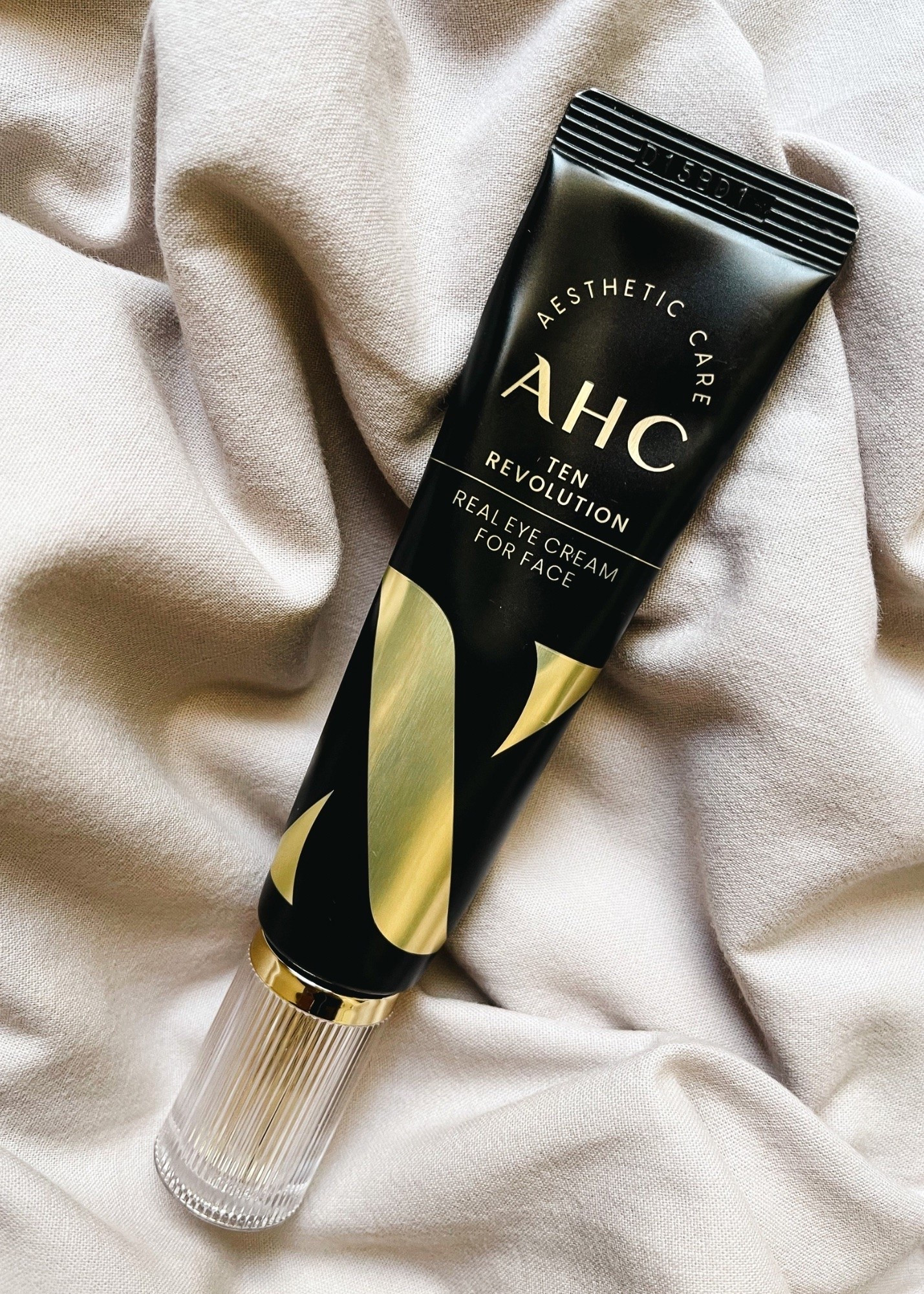 Dark Circles? Fine Lines? Crows feet? This eye cream FIXES it all! 

If you’re looking to transform your eye area, then think about adding A.H.C Ten Revolution Eye Cream to your skincare regimen. I have been using this eye cream for the past 3 months, and the results are nothing short of spectacular.

It has a potent formula packed with peptides, hyaluronic acid, human stem cell cultures, and vitamins that deliver results and tackle the signs of aging.

Shop now and thank me later! 😉 🛒

#LTKFindsUnder50 #EyeCream #UnderEyes #DarkCircles #CrowsFeet #FineLines

#LTKBeauty #LTKOver40 #LTKSaleAlert