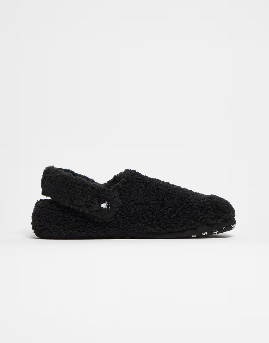 Crocs Unisex Cozzzy fleece slipper in black | ASOS (Global)