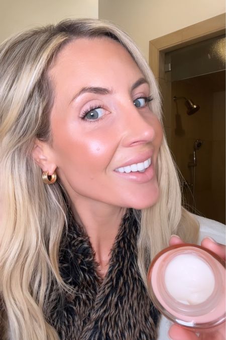 This is Emily’s new holy grail daily moisturizer. It is skin repairing, line smoothing, glow boosting, hydrating, all the things. You will love it!  @clarinsusa @sephora #ad

Elevate your skincare game with my new HOLY GRAIL STATUS day cream. It is incredible. This day cream addresses the 8 signs of stress aging that we, women, are experiencing.

From improving skin tone and texture, to boosting hydration and protecting against environmental stressors, this incredible cream is a true gem in your skincare arsenal. I am a woman obsessed, and you will be too. 

It features the powerhouse duo of Niacinamide and Organic Sea Holly Extract! These two key ingredients work wonders to enhance the efficacy of this luxurious cream.


#LTKFindsUnder100 #LTKBeauty