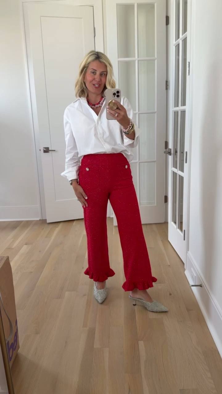 Favorite Things Party OOTD! Snagged these Colettes last night and I’m obsessed (I sized down since they are knit!)

#LTKStyleTip #LTKHoliday #LTKSeasonal