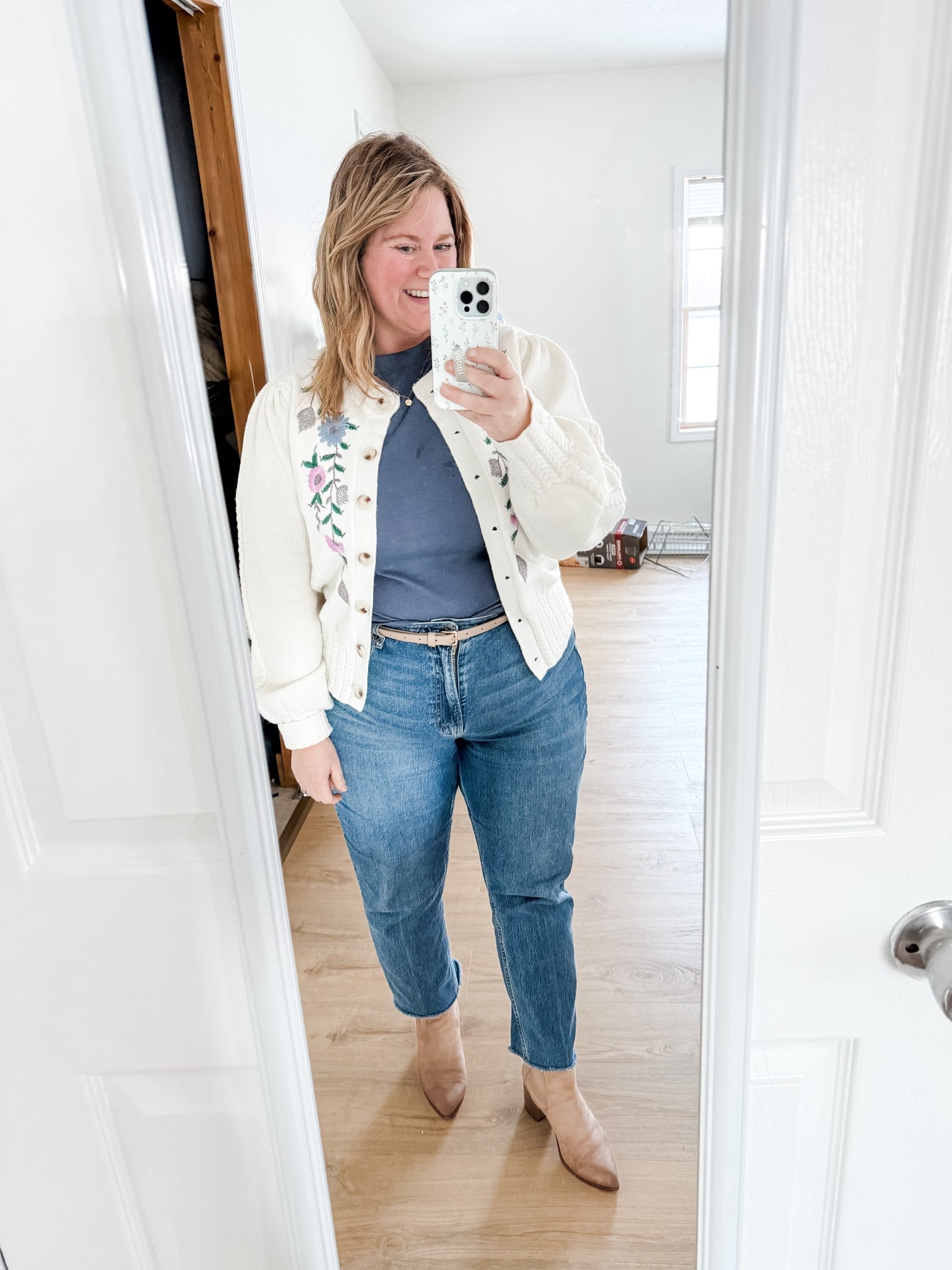 Friday teacher outfit! XL in my cardigan and tee and 33 short in jeans

#LTKPetite #LTKMidsize #LTKFindsUnder50