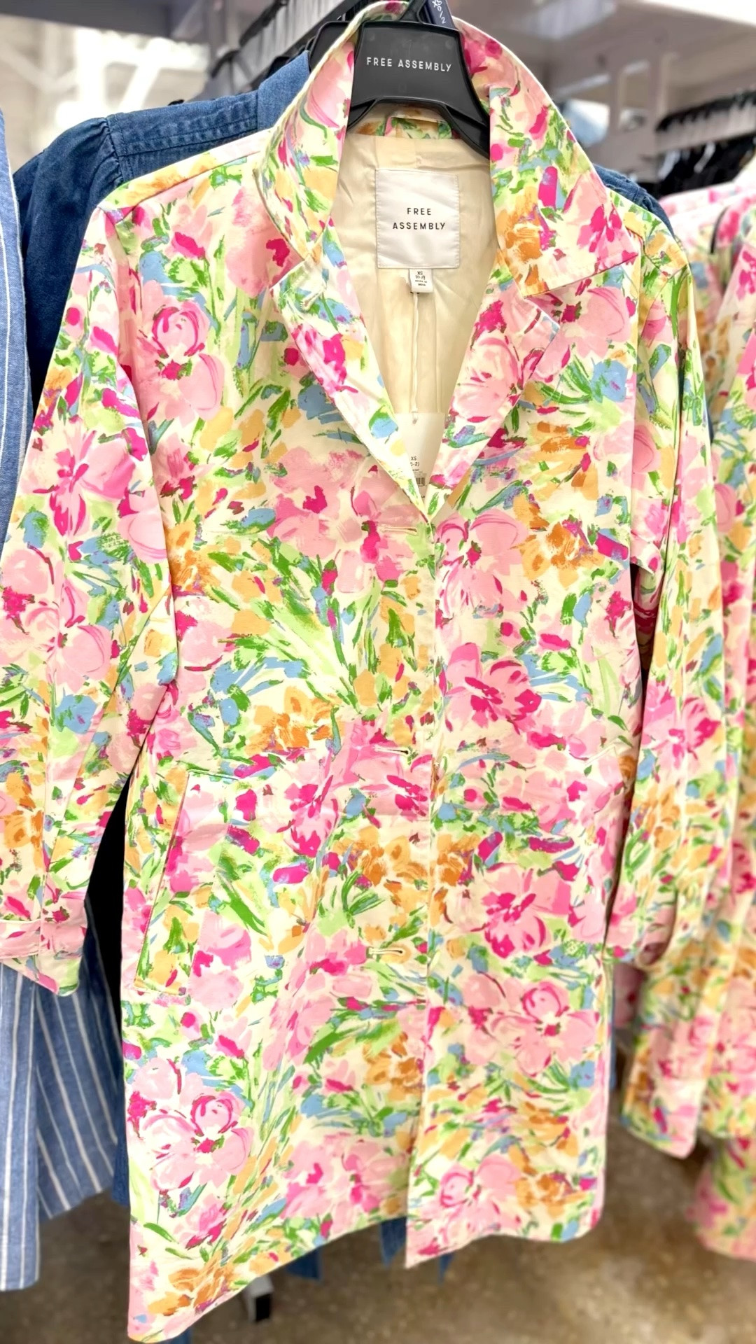 I spotted this cute floral car coat at Walmart yesterday. 

It has covered button and a tab detail on the sleeve which makes it look much more expensive than it actually is.

It is cotton, machine washable and has side pockets. 

spring jacket • womens fashion

#LTKWorkwear #LTKOver40 #LTKootd