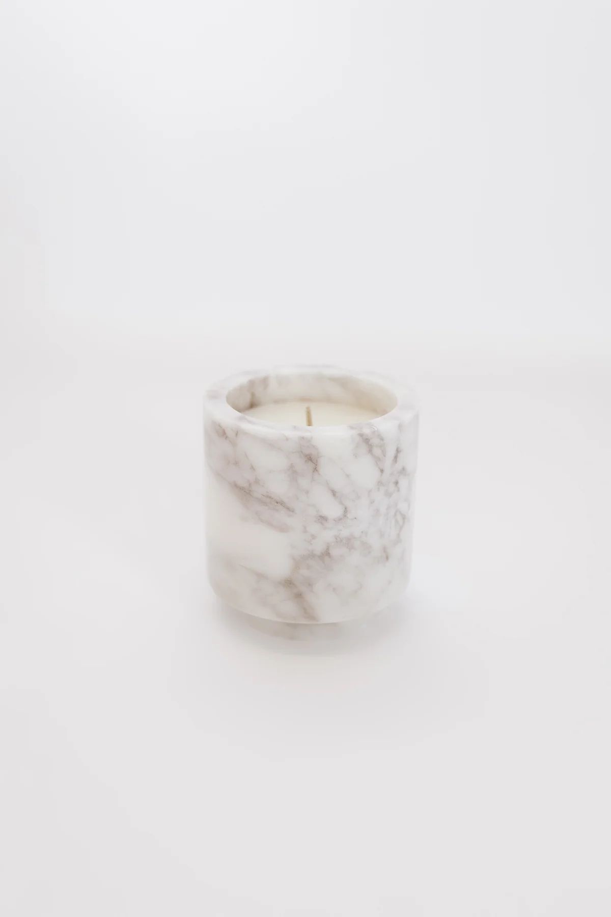 Carlson Candle - White | THELIFESTYLEDCO