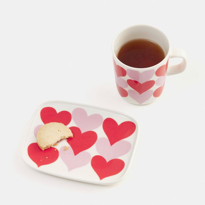 Marimekko Oiva Sydämet Mug & Plate Set | West Elm (US)