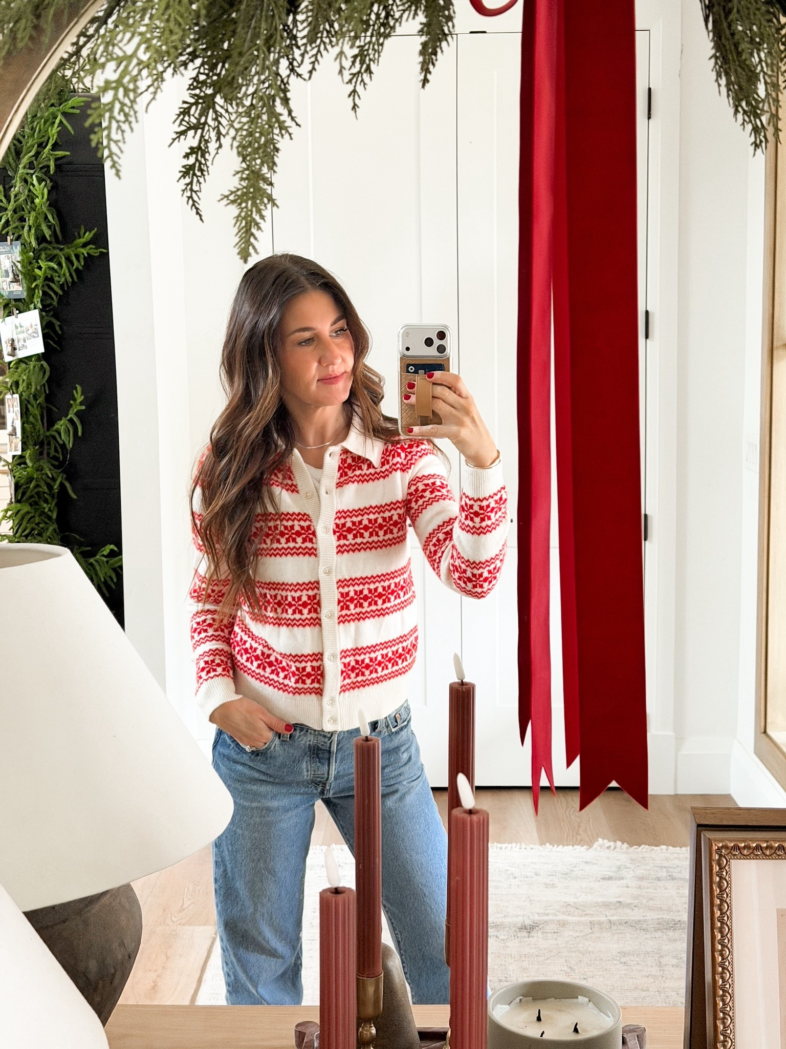 OOTD! Loving this far aisle cardigan from Boden! Wearing an XS. 

Jeans, denim, Levi’s, sweater, fair aisle, cardigan, holiday, Christmas, festive, UGGs, Rothys, Madewell, tee, basics, gift gifts for her, gift, guide, holiday party

#LTKootd #LTKGiftGuide #LTKHoliday