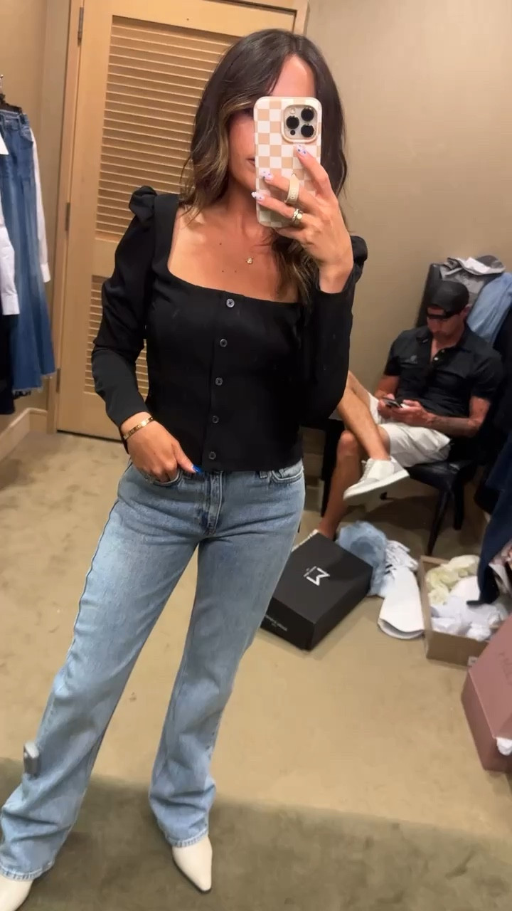 This top was on my NSALE wishlist and it is SO good on!!! 

#LTKstyletip #LTKxNSale #LTKsalealert