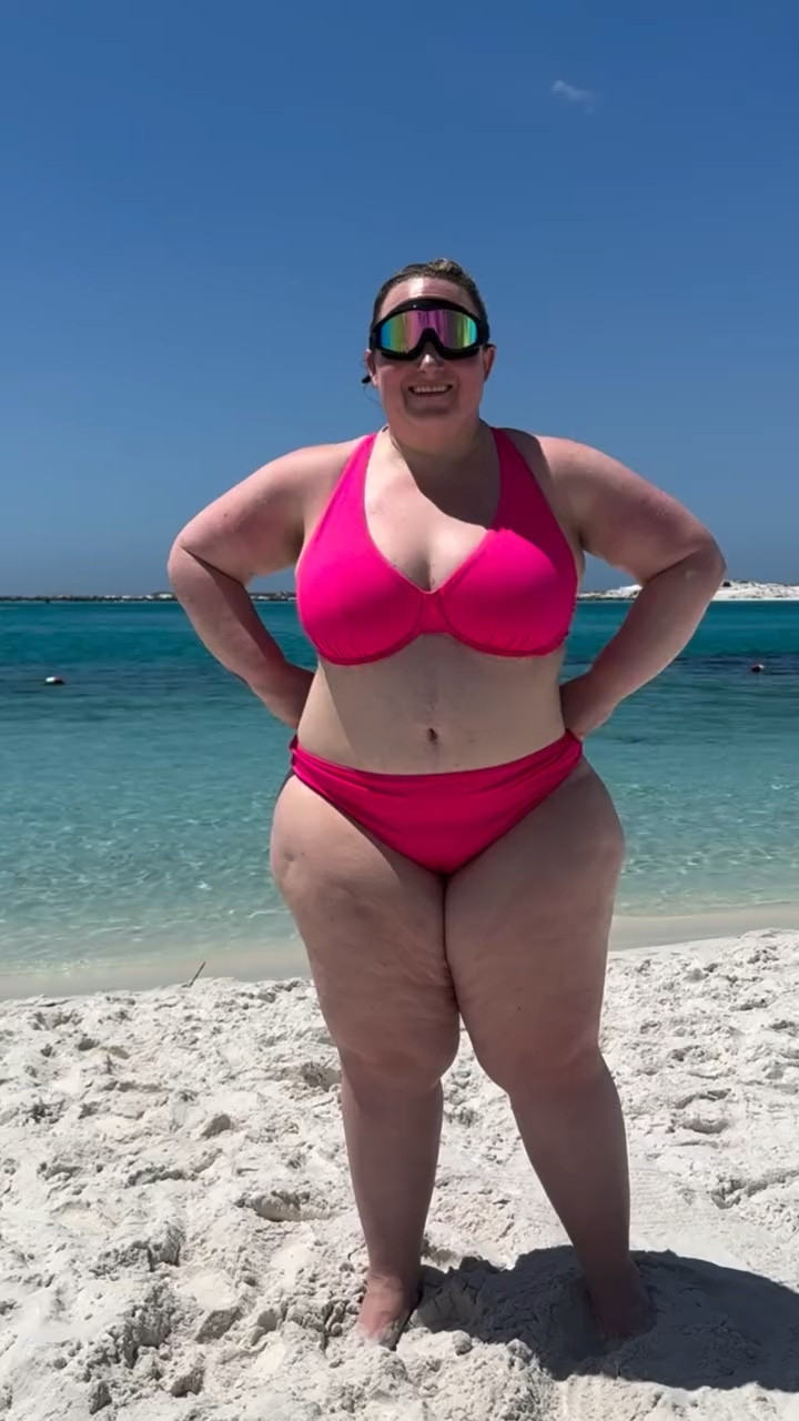 Let’s play mermaids! 🧜🏻‍♀️ Wearing XXL top & XL bottoms. 💗

#mermaids #letsplaymermaids #waterbaby #cancer♋️ #curvygirlfashion

#LTKMidsize #LTKSwim #LTKSeasonal