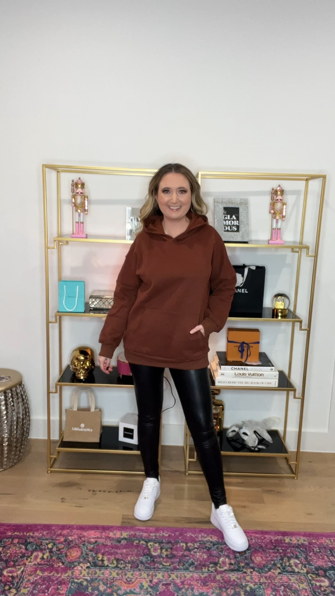 Amazon sweatshirt 

Brown sweatshirt. Black faux leather leggings. Commando leggings. White sneakers. White Nike Air Force ones. White Nike sneakers. Winter outfit. Winter look. Casual outfit. Casual look. Travel look. Travel outfit.

#LTKVideo #LTKtravel #LTKfindsunder50