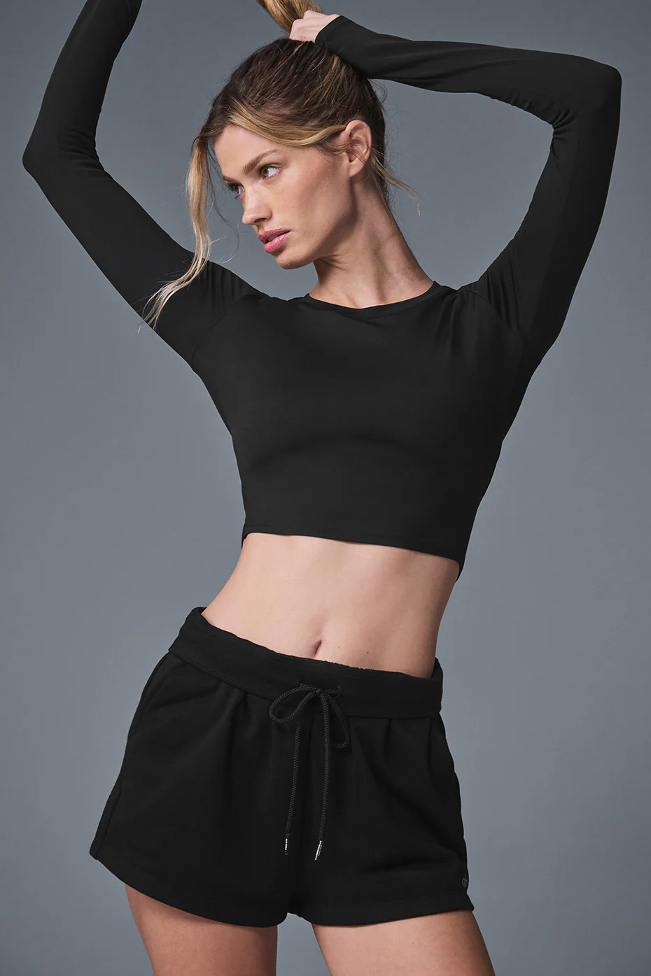 Alosoft Crop Finesse Long Sleeve Top in Black, Size: Medium | Alo Yoga (US)
