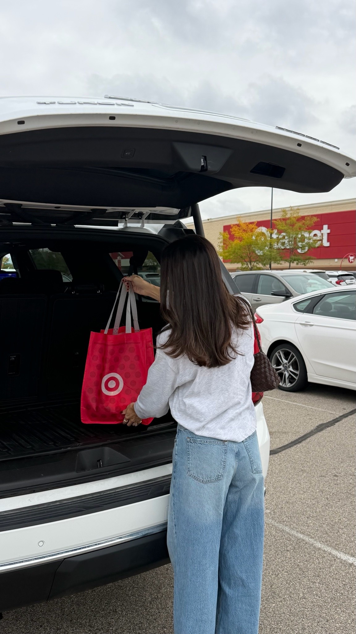 #TargetPartner | Most of my @Target runs are for shopping for my family these days, but | still find time to make a solo run to check out the latest style + home finds!!
